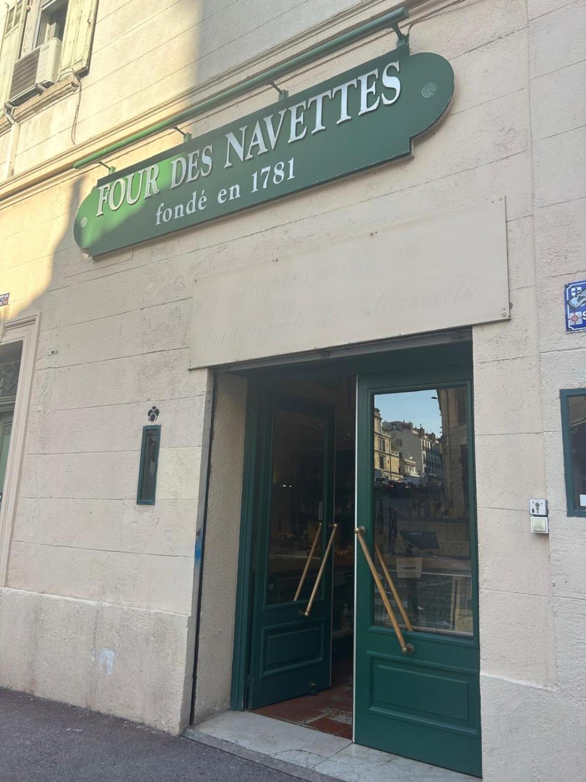Le Saint Victor Apartment Marseille Exterior photo
